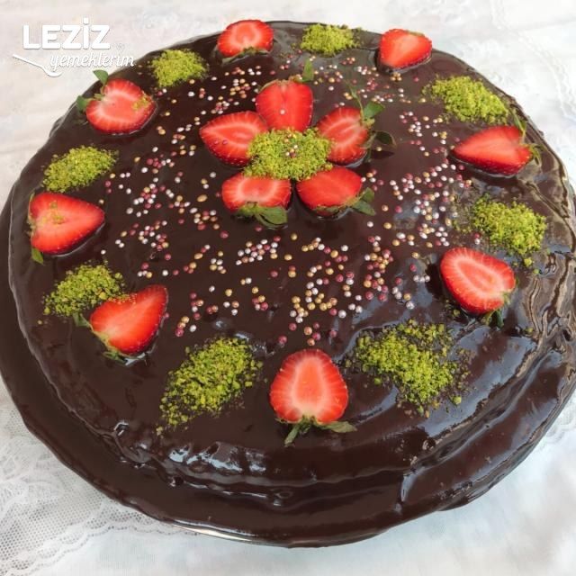Çikolata Soslu Tart Kek Leziz Yemeklerim