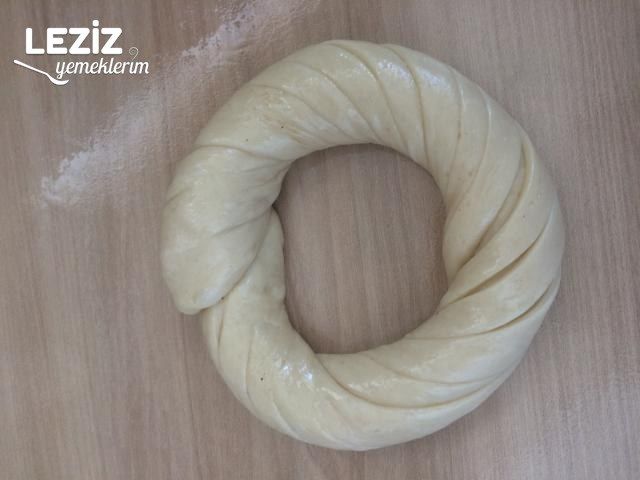 Tereyağlı Tarçınlı Çörek