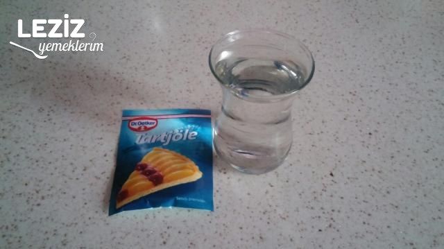 Meyveli Jöleli Tart Pasta