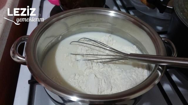 Meyveli Jöleli Tart Pasta