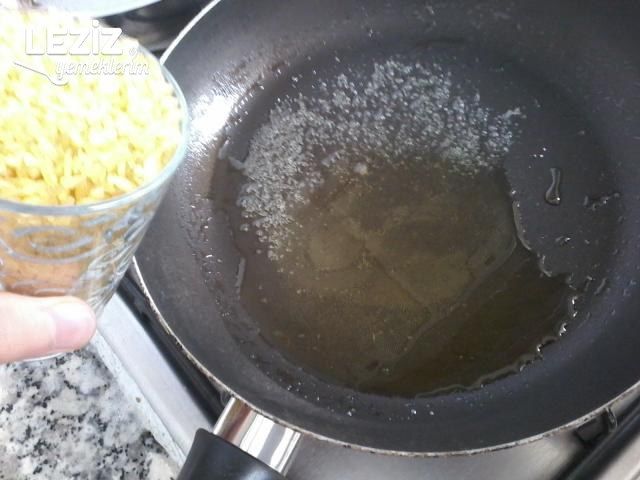 Bulgur Kavurması (Çerezlerin Yanına)