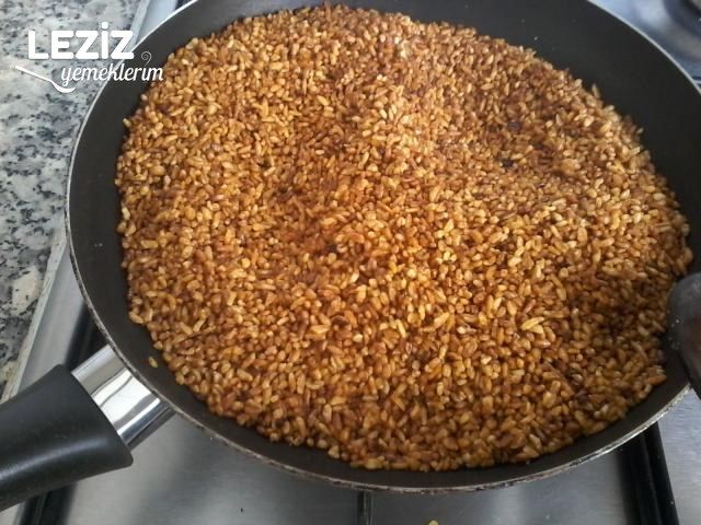 Bulgur Kavurması (Çerezlerin Yanına)