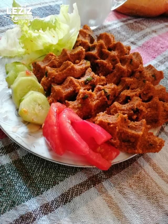 Ceviz Soslu Çiğ Köfte