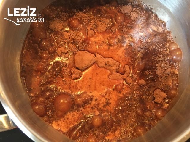 Tam Kıvamında Ağlayan Pasta