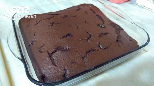 Vişneli Browni Kek Leziz Yemeklerim