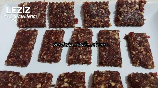 3 Malzemeli Doğal Lezzetli Atıştırmalıklar