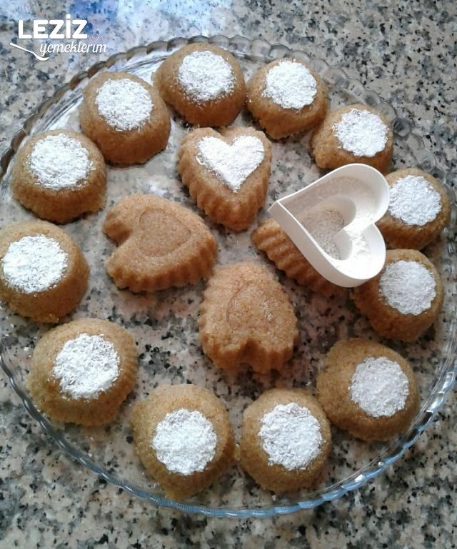 İrmik Helvası (Şekli Ve Lezzeti Şahane)