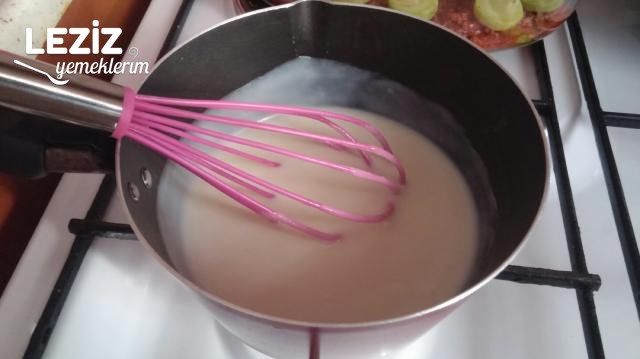 Beşamel Soslu Kıymalı Kabak Yemeği