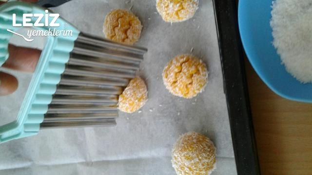 Enfes Hindistan Cevizli Kurabiye