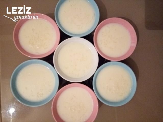 Tam Kıvamında Sütlaç Tarifi