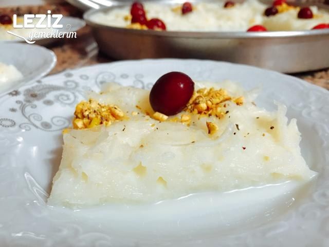 Güllaç Tarifi (Ramazanın Gülü)