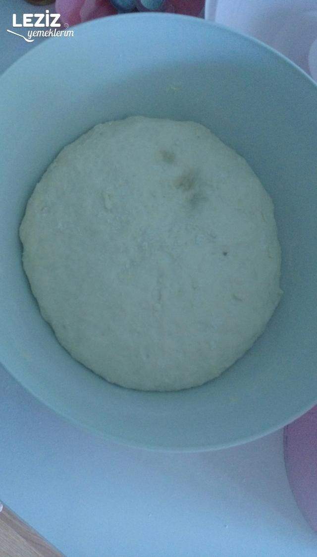 Mayalı Pizza Pişi (Ayrıntılı)