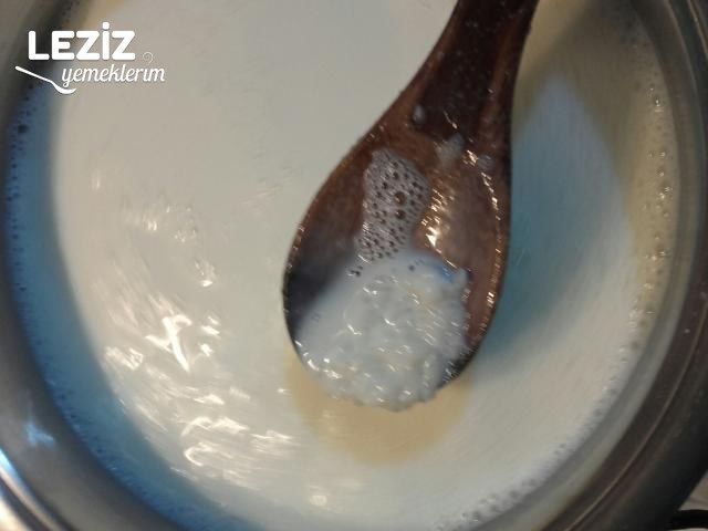 Tam Kıvamında Sütlaç Nasıl Yapılır?