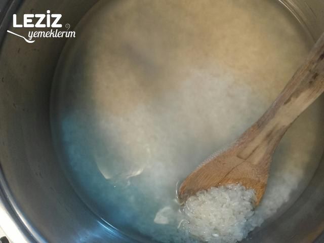 Tam Kıvamında Sütlaç Nasıl Yapılır?