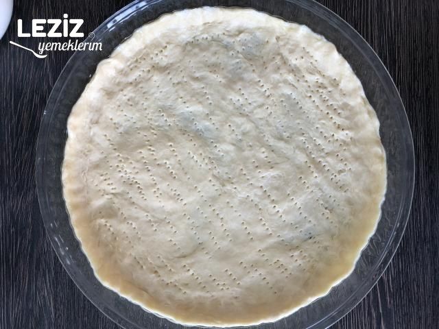 Evde Pizza Tarifi (Mayasız Pizza Hamuru İle) Leziz Yemeklerim