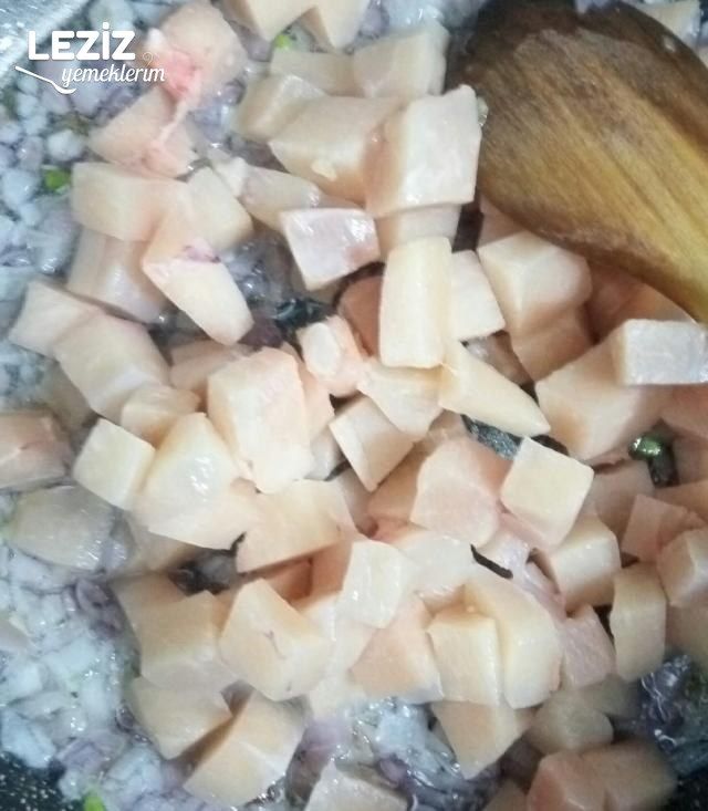 Tavuklu Patlıcan Yemeği