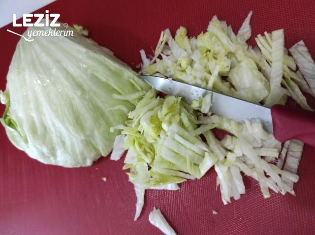 Teretür Mezesi Tarifi (Tahinli Marul Salatası - Adana)