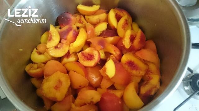 Konsantre Şeftali Suyu (Ev Yapımı)