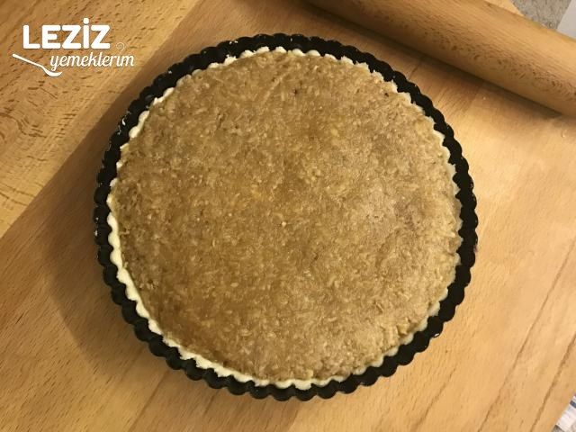 Ağızda Dağılan Elmalı Turta