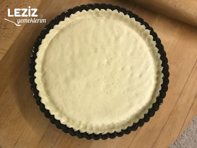 Ağızda Dağılan Elmalı Turta