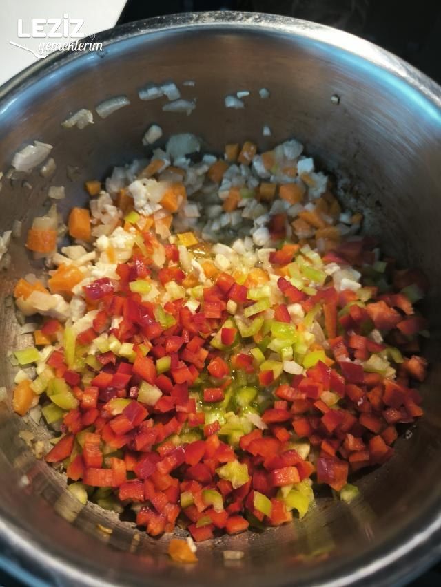 Biberli Tavuk Çorbası