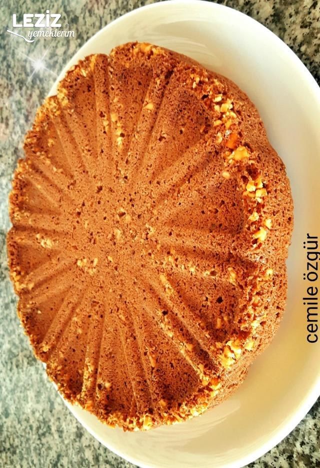 Nişastalı Kakaolu Kek