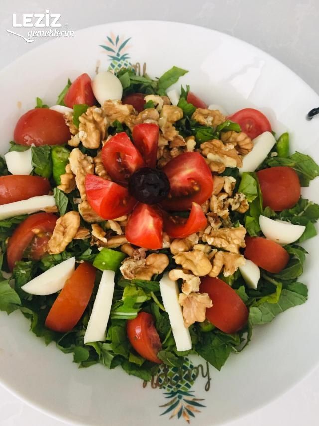 Nefis Kahvaltı Salatası Tarifi