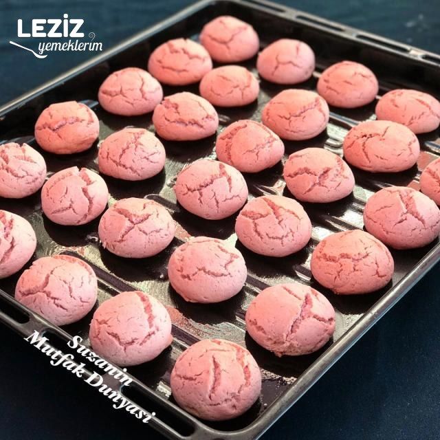 Pembiş Çatlak Kurabiye