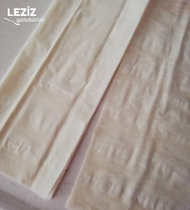 Yufkalı Fıstıklı Revani