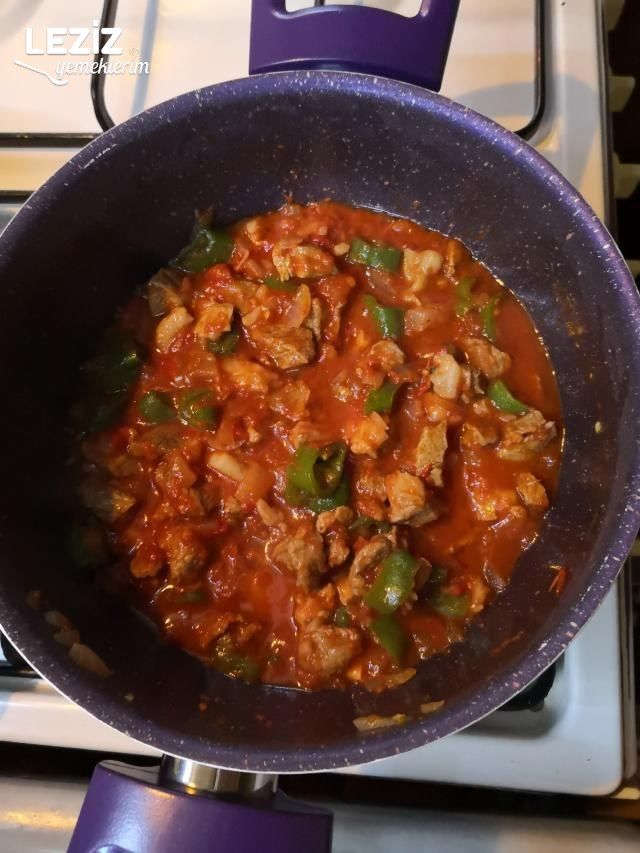 Fırında Kuzu Etli Patlıcan