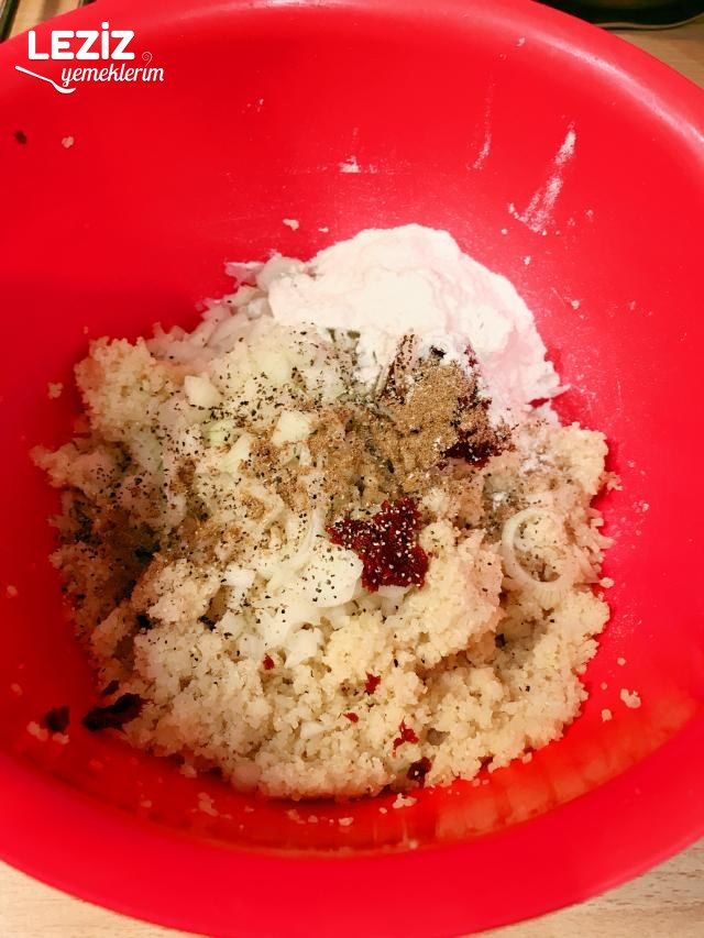 Nefis Ekşili Köfte