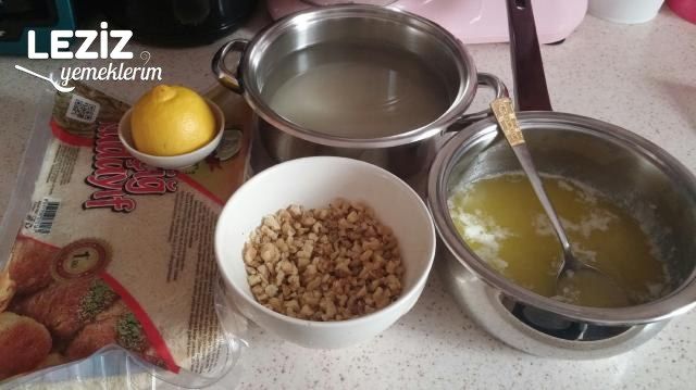 Borcamda Cevizli Kadayıf Tatlısı