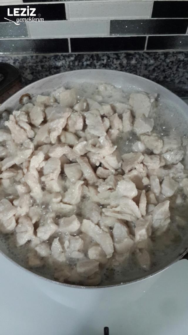 Köri Soslu Tavuk Tarifi