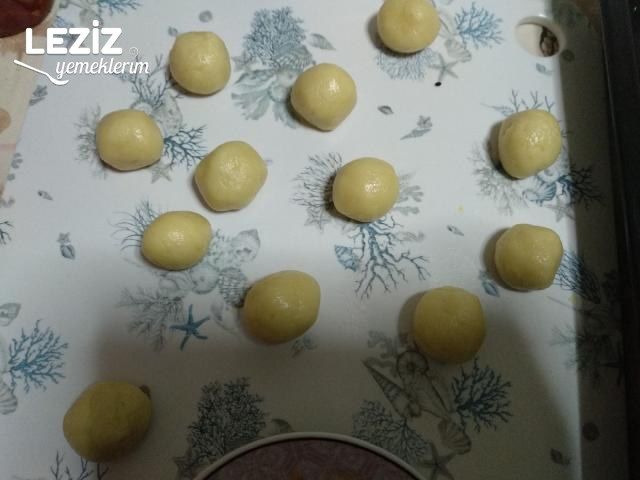 Kıyır Kıyır Lokmalık Tuzlu Kurabiye