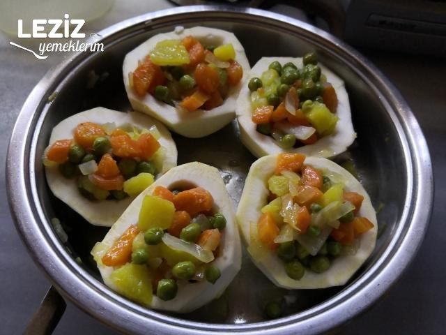Lezzetiyle Görseliyle Kereviz Dolması