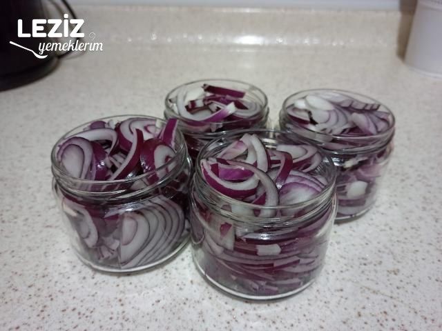 Kırmızı Soğan Turşusu Tarifi