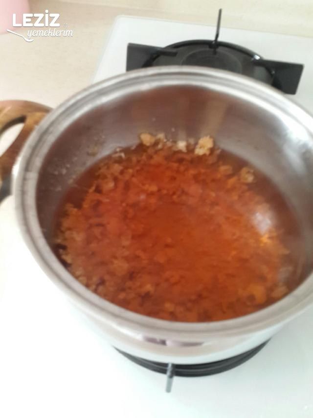 Karamelize Şerbetli Etimek Tatlısı