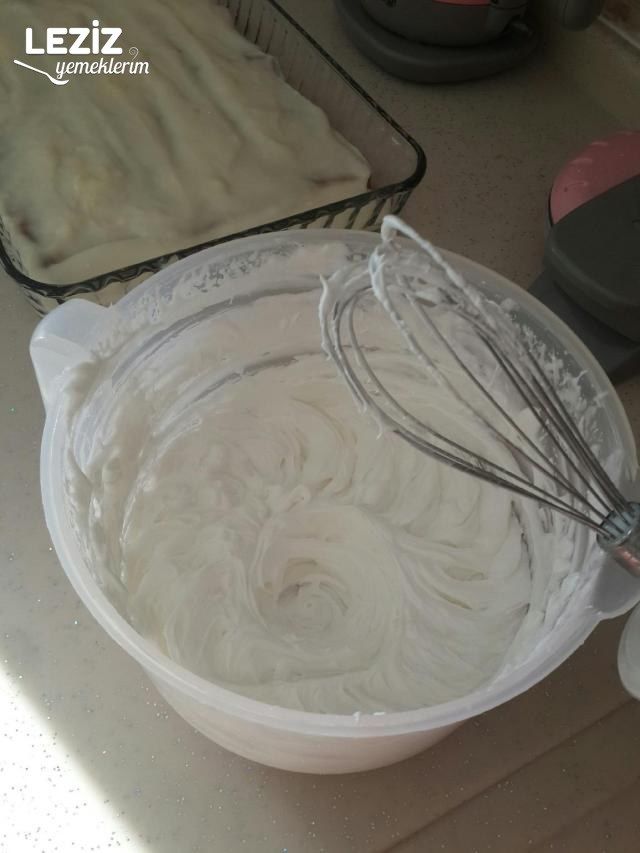 Karamelize Şerbetli Etimek Tatlısı