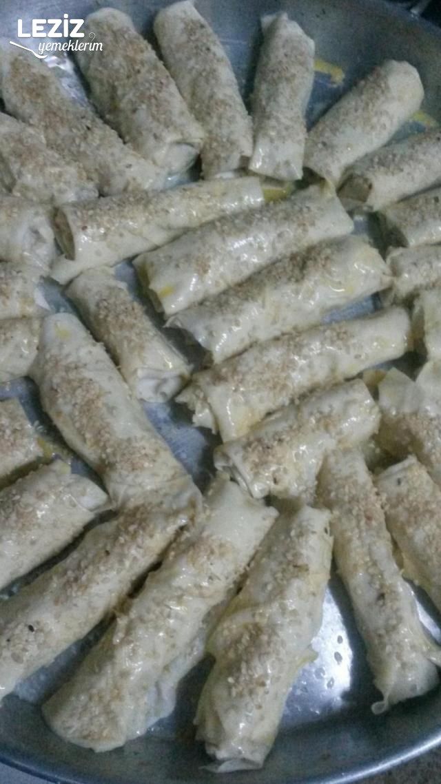 Simit Tadında Patatesli  Börek