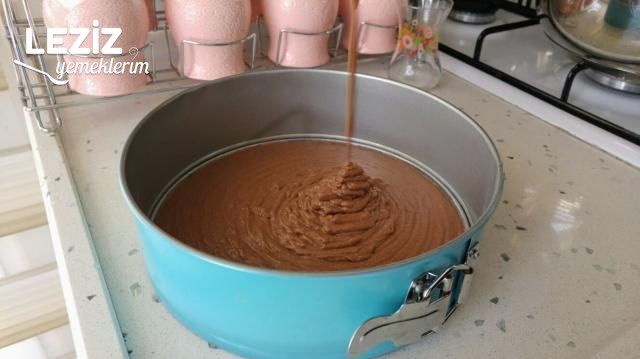 Tencerede Fırınsız 4 Malzemeli Bisküvili Kek