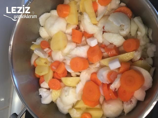 Zeytinyağlı Püreli Kereviz