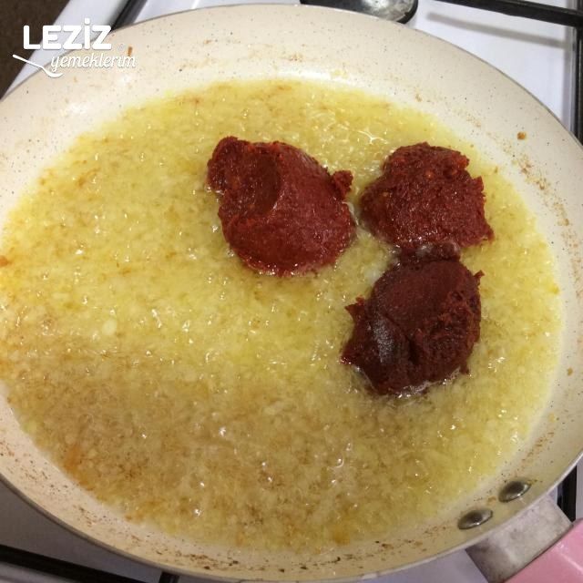 Yoğurtlu Çiçek Köfte