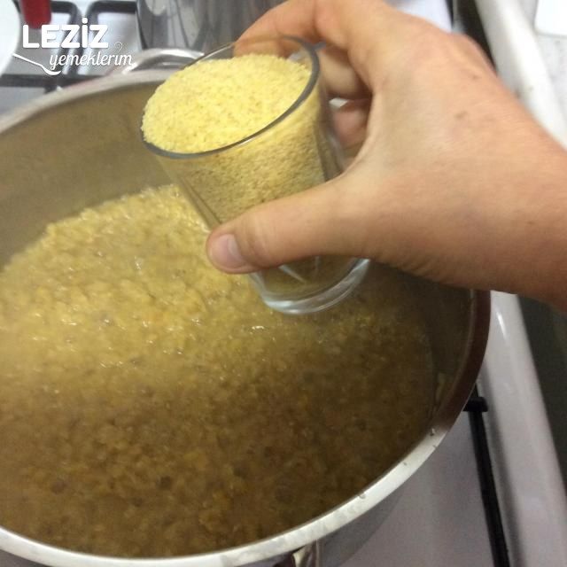 Yoğurtlu Çiçek Köfte