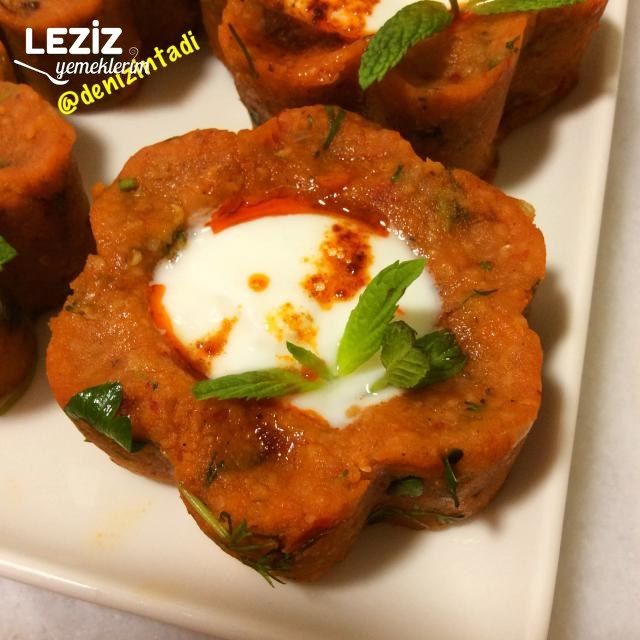 Yoğurtlu Çiçek Köfte