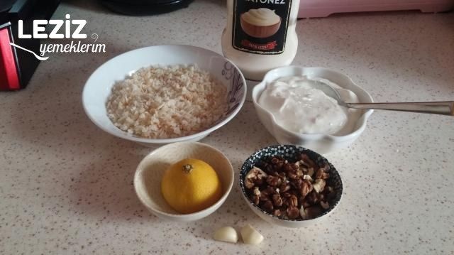 Nefis Tarator Sos Tarifi