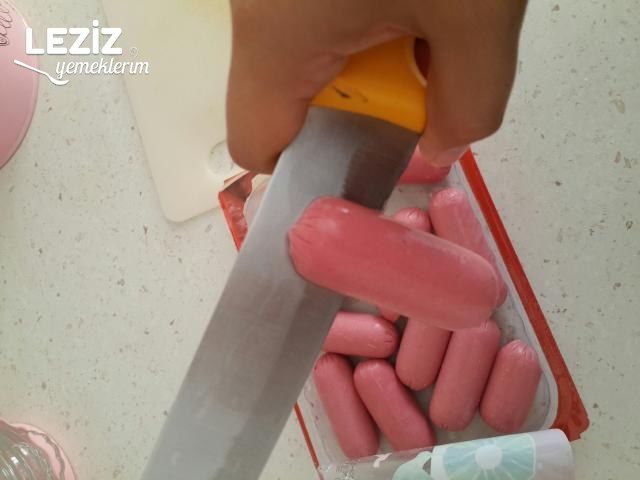 Çiçek Sosis Kızartması
