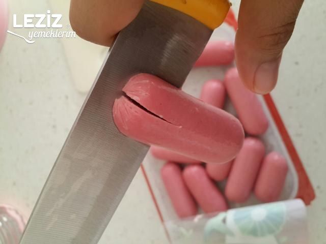 Çiçek Sosis Kızartması