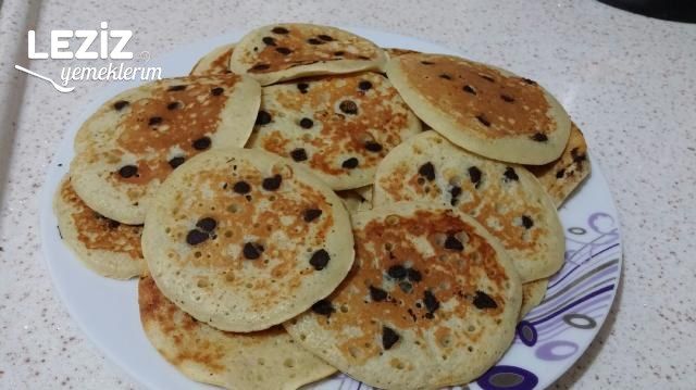 Damla Çikolatalı Muzlu Pankek