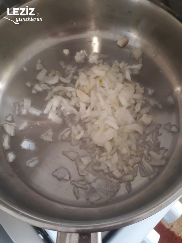 Kestaneli Pilav Nasıl Yapılır?