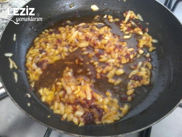 Nefis Kahvaltılık Zeytin Kavurması